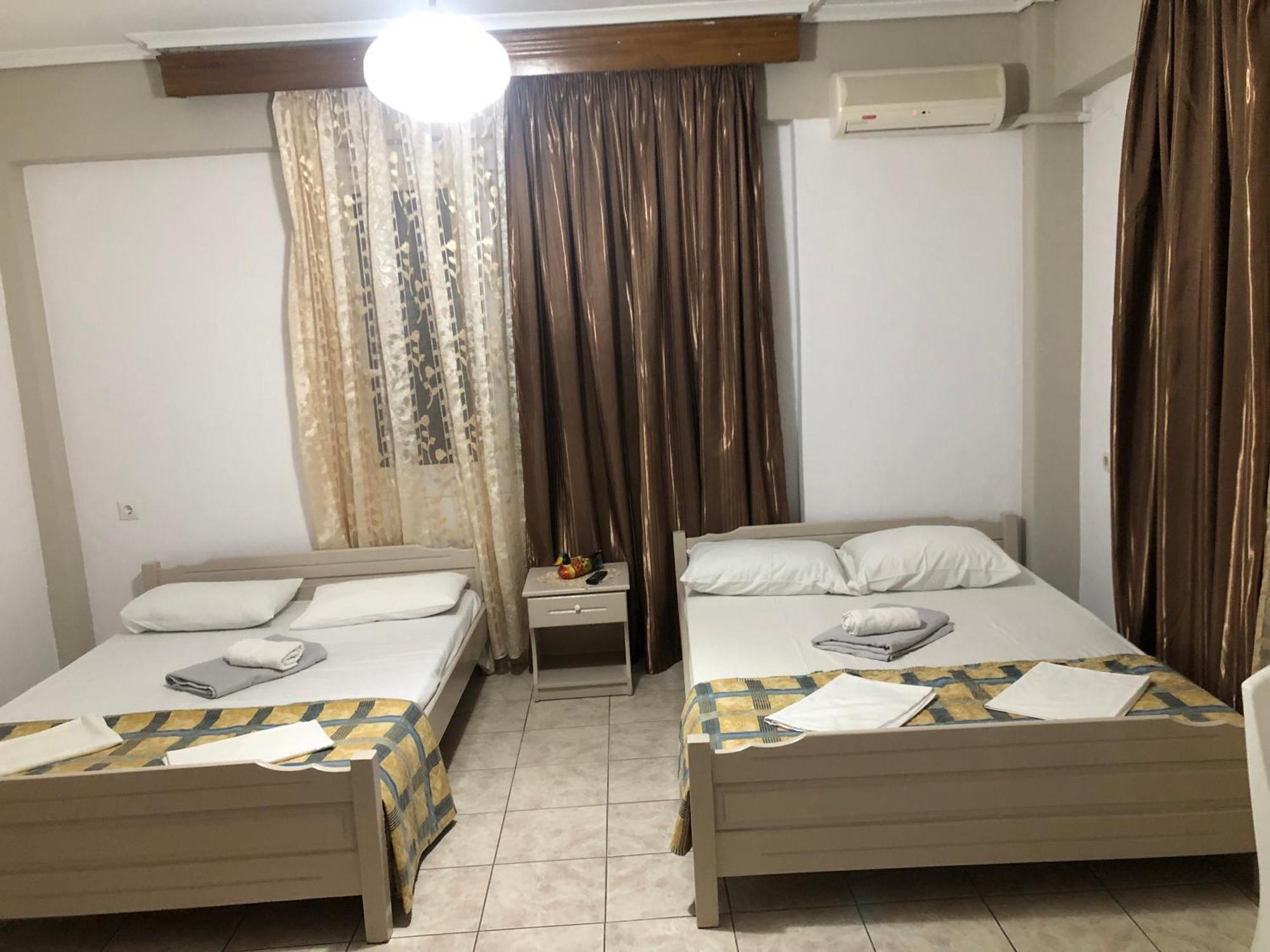 Nikis Rooms Paralía 外观 照片